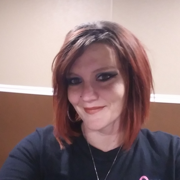 Meet your Posher, Mandie - Picture 7 of 15